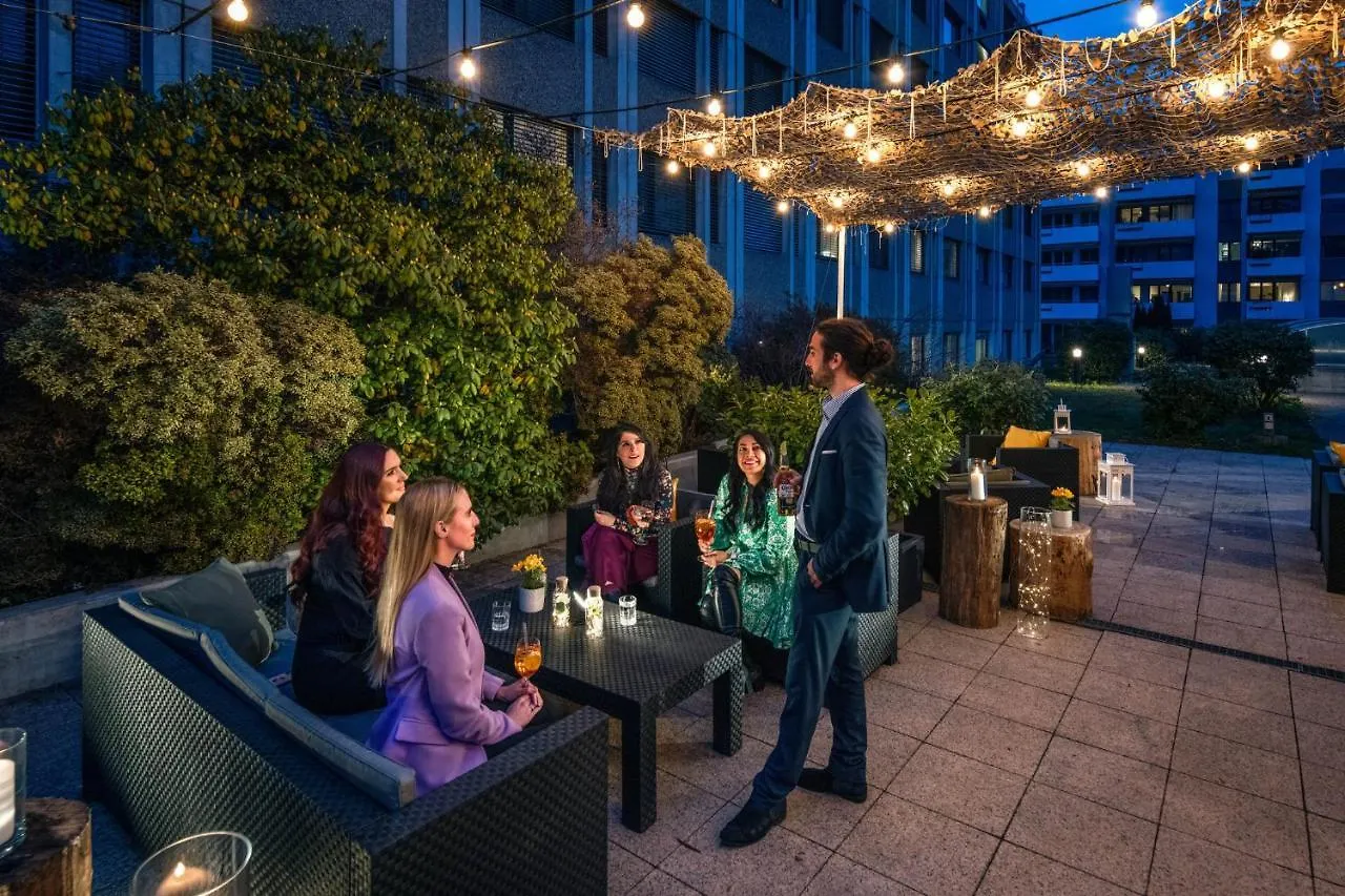Crowne Plaza Zuerich By Ihg Otel