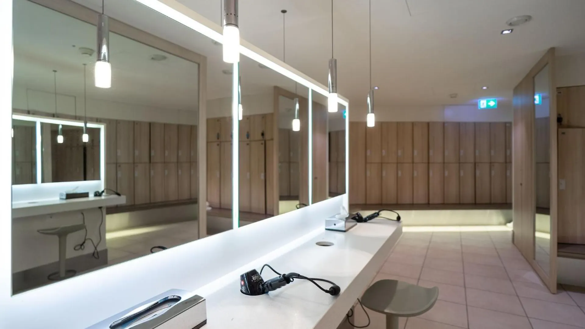 Hotel Crowne Plaza Zuerich By Ihg 4*, Zurigo