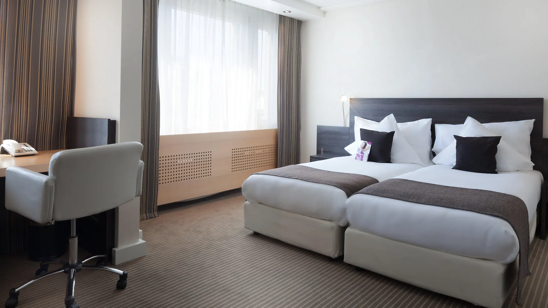 Crowne Plaza Zuerich, An Ihg Hotel Цюрих