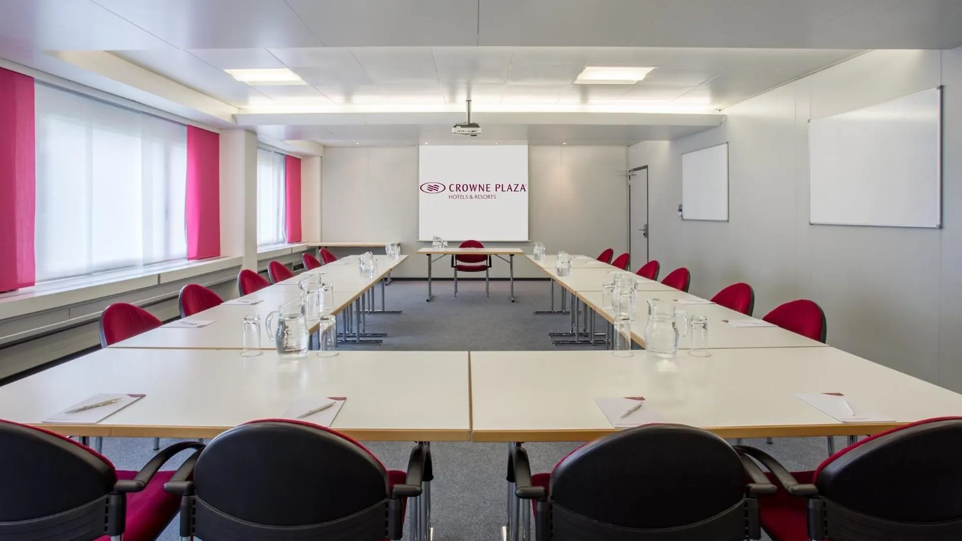 Hotel Crowne Plaza Zuerich By Ihg 4*, Zurich